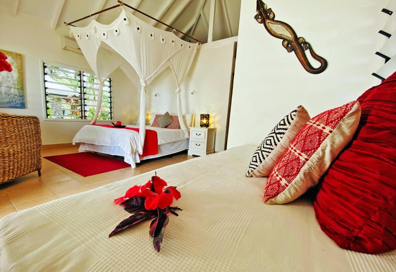 Coco Beach Resort Port Vila Buitenkant foto