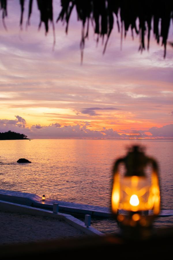 Coco Beach Resort Port Vila Buitenkant foto