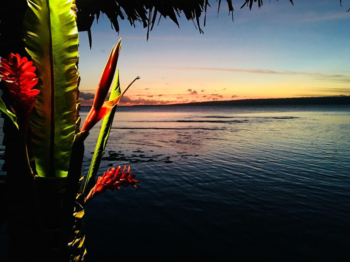 Coco Beach Resort Port Vila Buitenkant foto