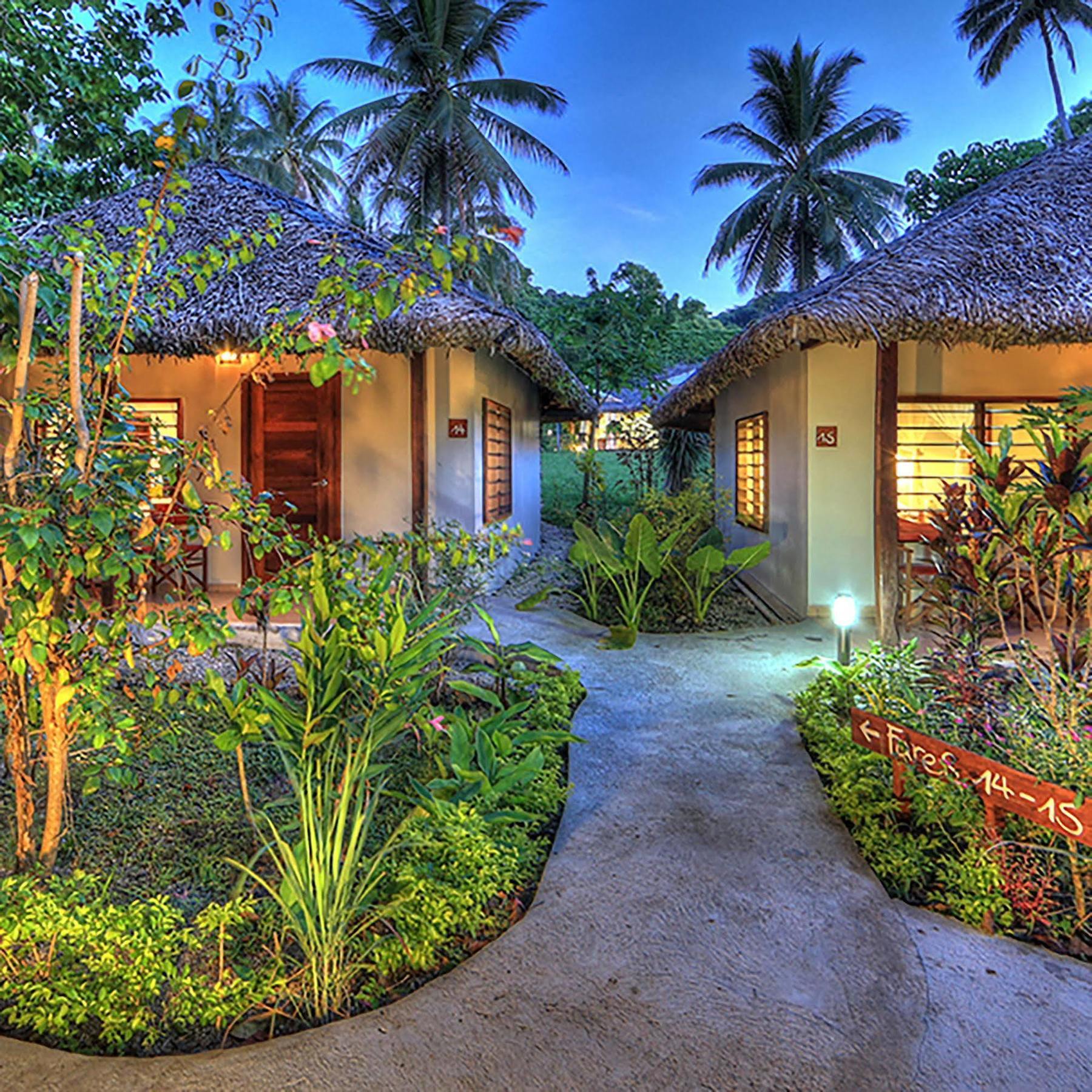 Coco Beach Resort Port Vila Buitenkant foto