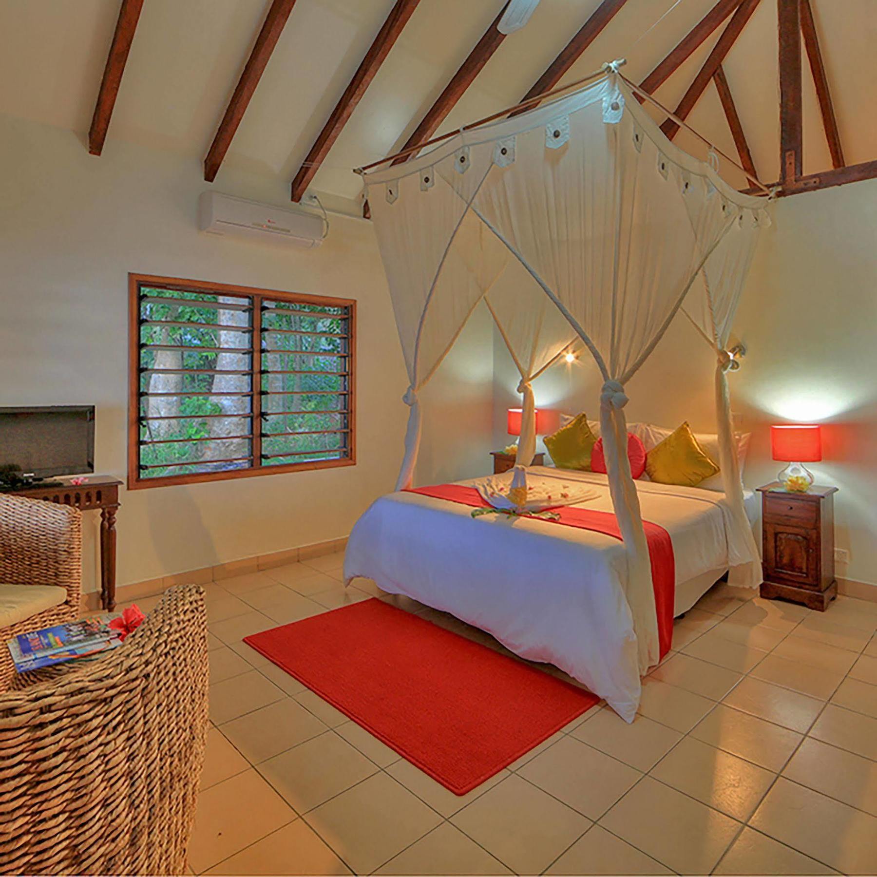 Coco Beach Resort Port Vila Buitenkant foto