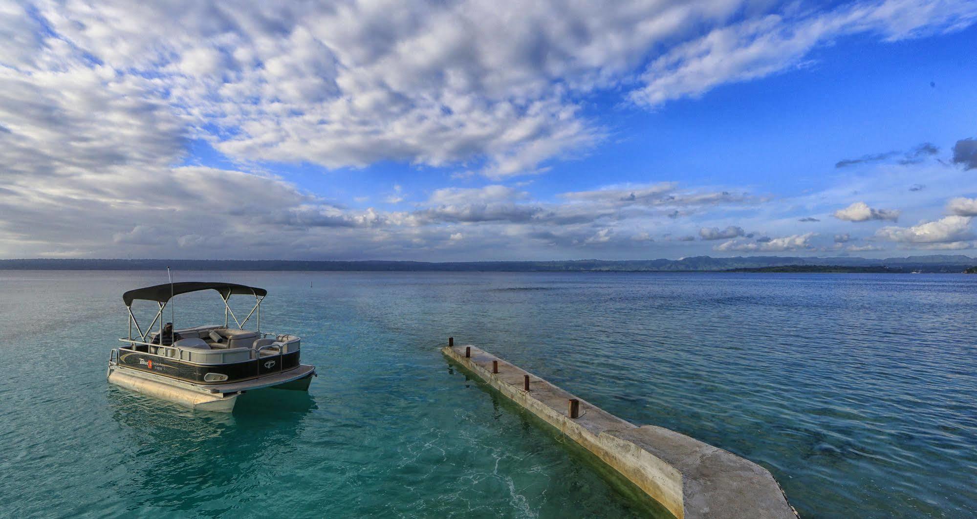 Coco Beach Resort Port Vila Buitenkant foto